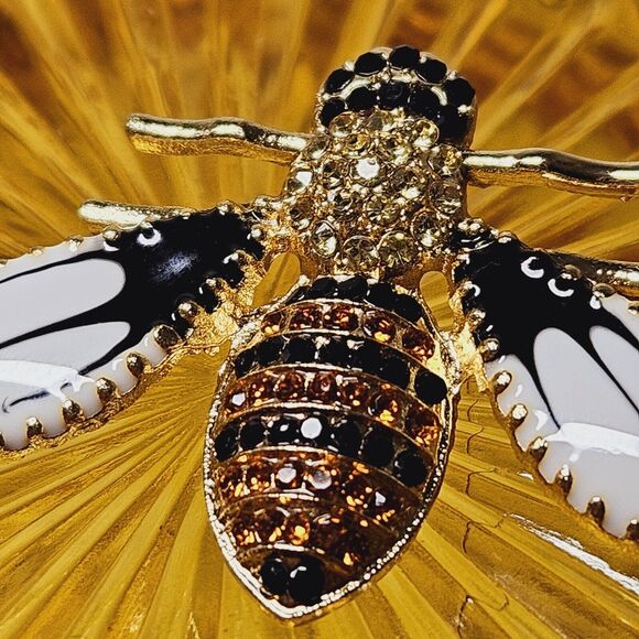 Crystal Rhinestone Bee Pin Insect Enamel Brooch Yellow & Black Statement Unisex - Picture 8 of 10